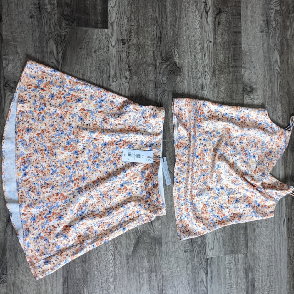 Dynamite 2 piece set!
